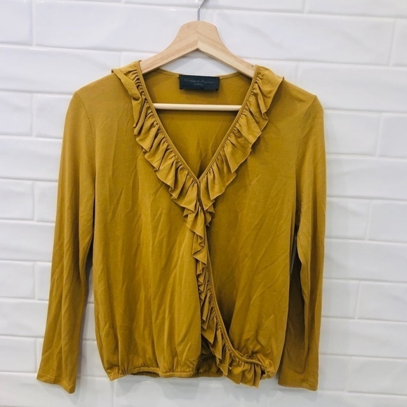 ANTHROPOLOGIE Krasner Ruffled Top - Picture 2 of 5